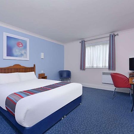 Travelodge Plymouth Roborough Δωμάτιο φωτογραφία