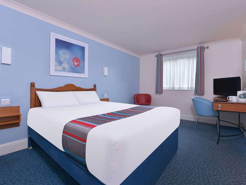 Travelodge Plymouth Roborough Δωμάτιο φωτογραφία