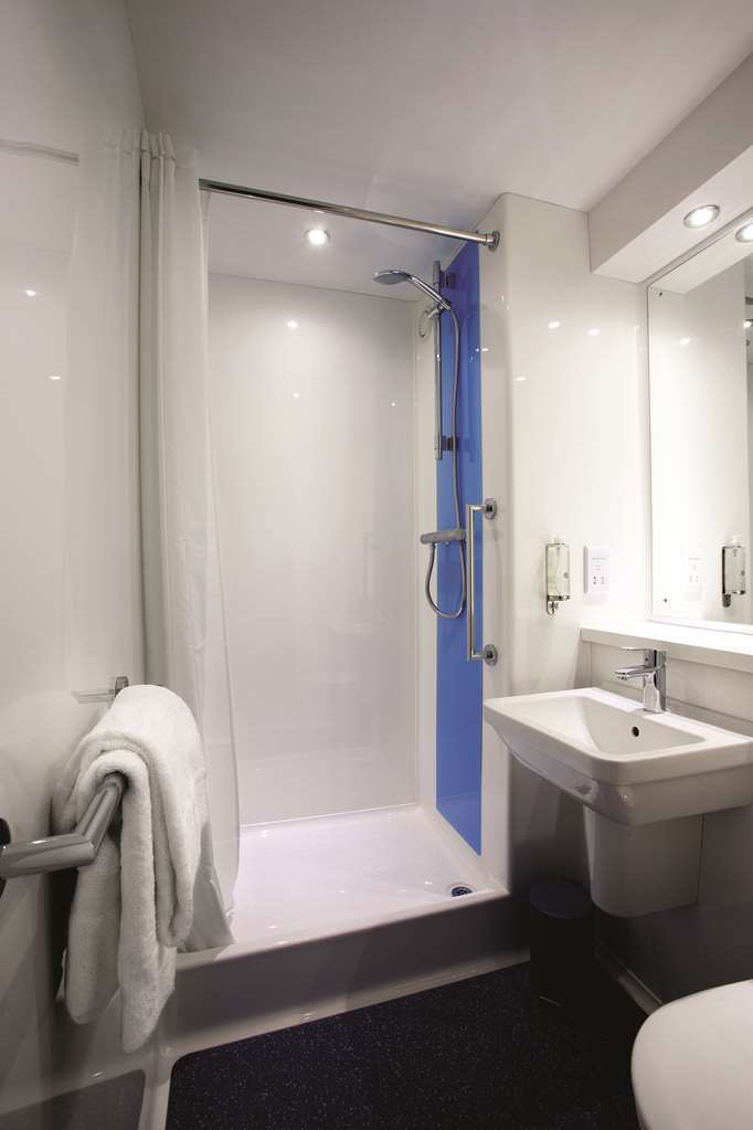 Travelodge Plymouth Roborough Δωμάτιο φωτογραφία